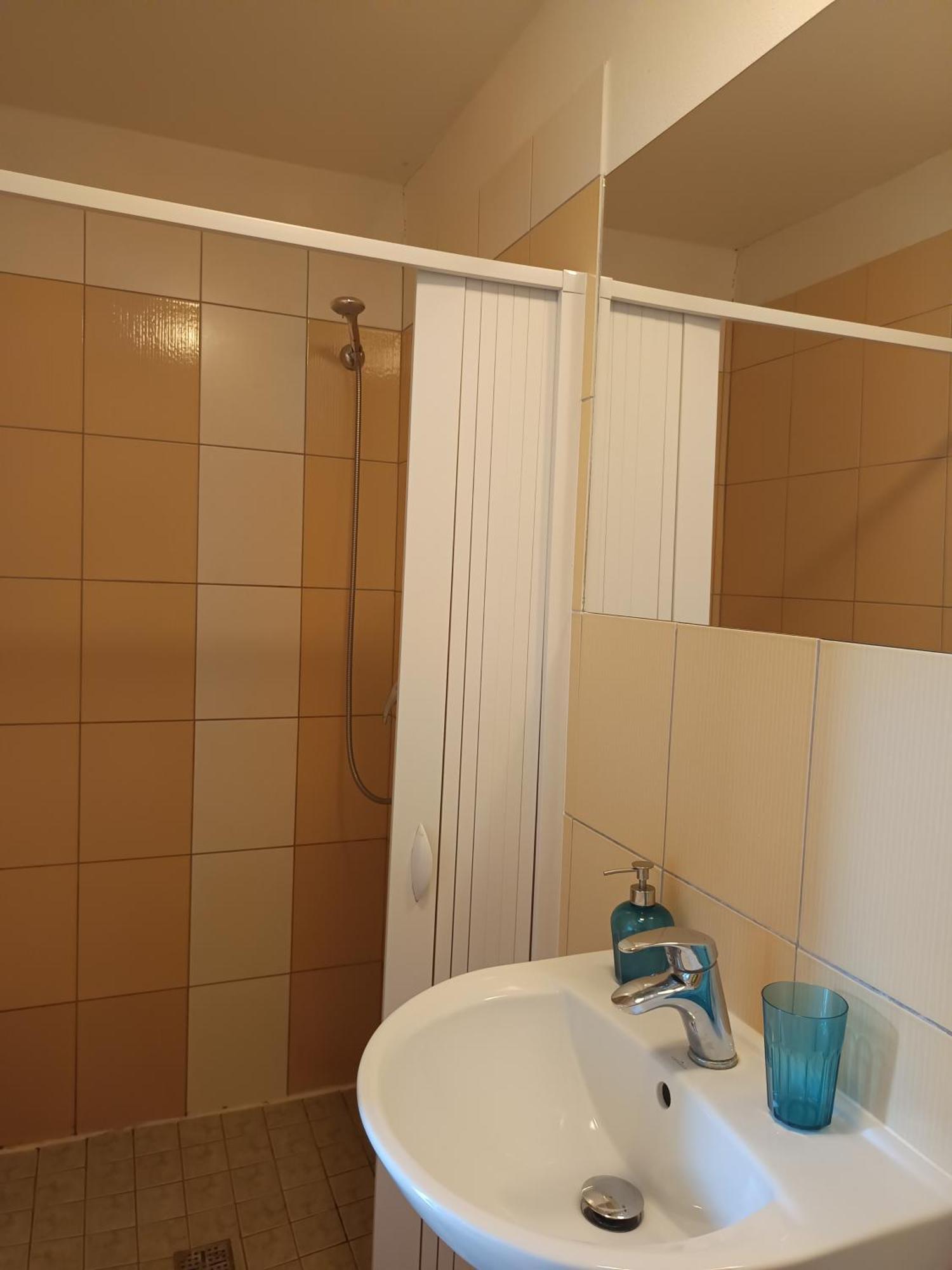 Archa Apartment *